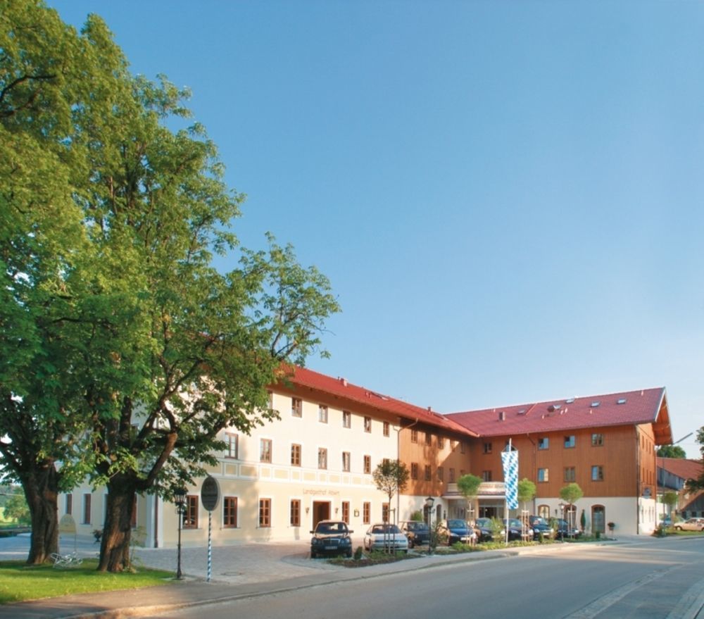 Hotel Und Landgasthof Altwirt Гросхартпеннинг Экстерьер фото